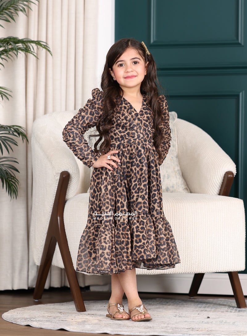 Modern Design A luxurious tiger dress for girls with long sleeves with a modern design, with a layer underneath the dress to highlight your femininity in a wonderful way. It is a great option to highlight your femi  - Image 2