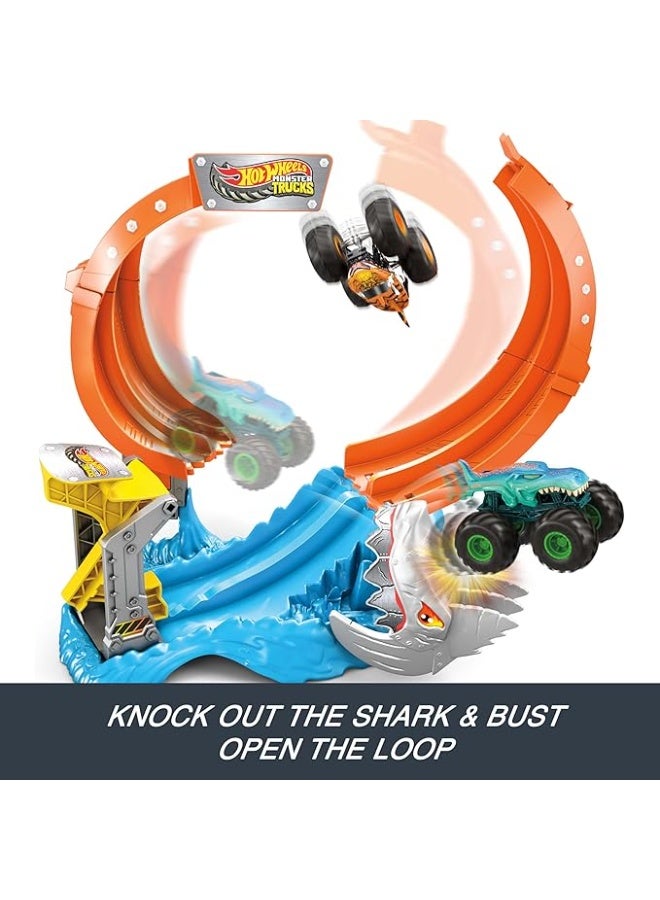 Hot Wheels Monster Trucks Corkscrew Shark Smash JFR08 - Image 2