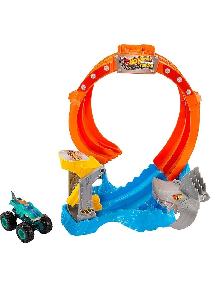 Hot Wheels Monster Trucks Corkscrew Shark Smash JFR08 - Image 4