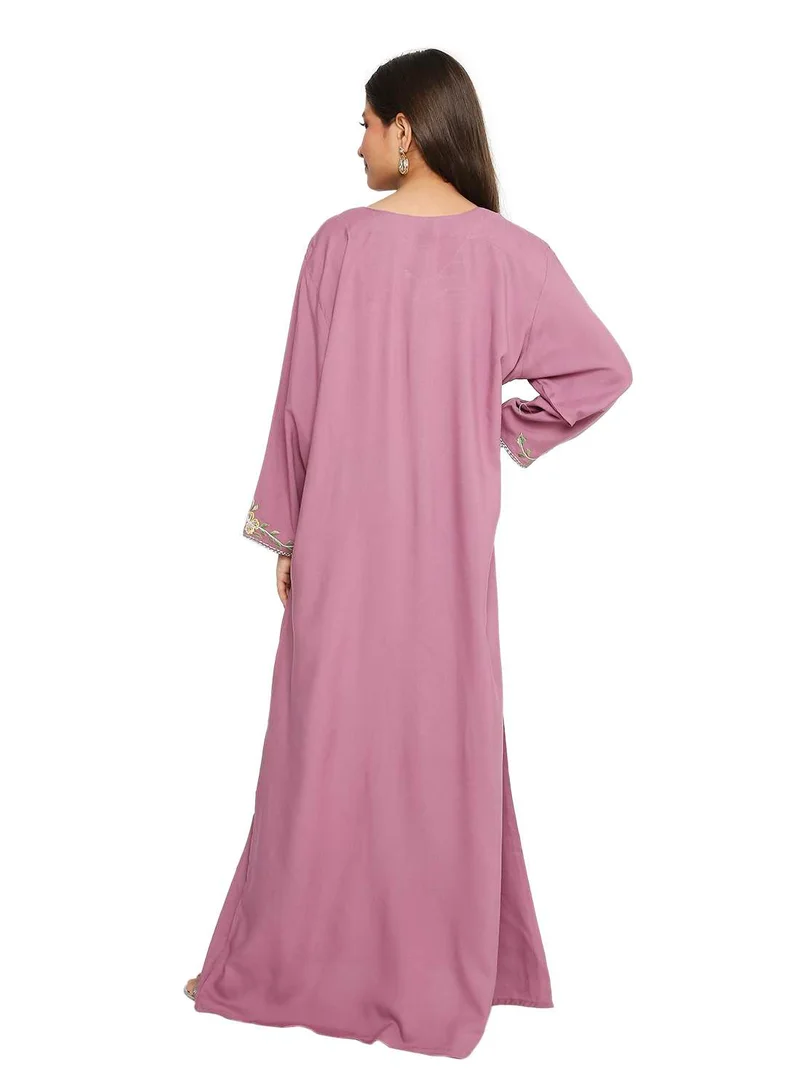 هانا آند سارا فستان بناتي صغير مطرز بخيوط ملونة فريدة على قماش فراشة بلون سادة