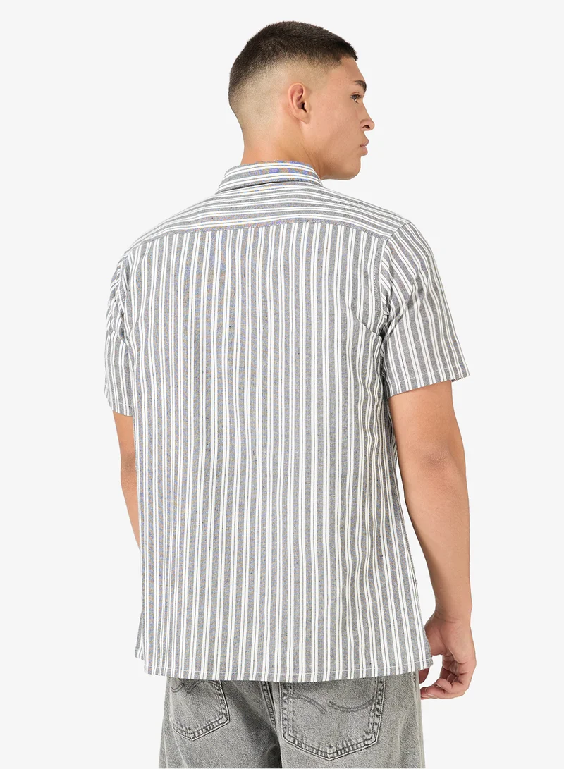 سفنتي فايف قميص كلاسيكي بقصة عادية