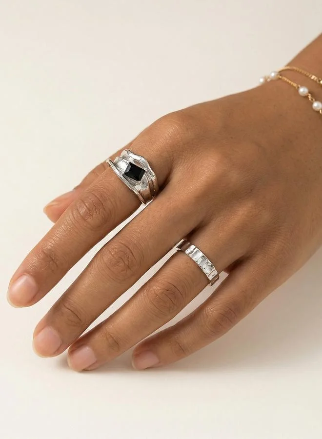 تايك تو Pack of 2 - Silver Tone Textured Rings with Black Stone