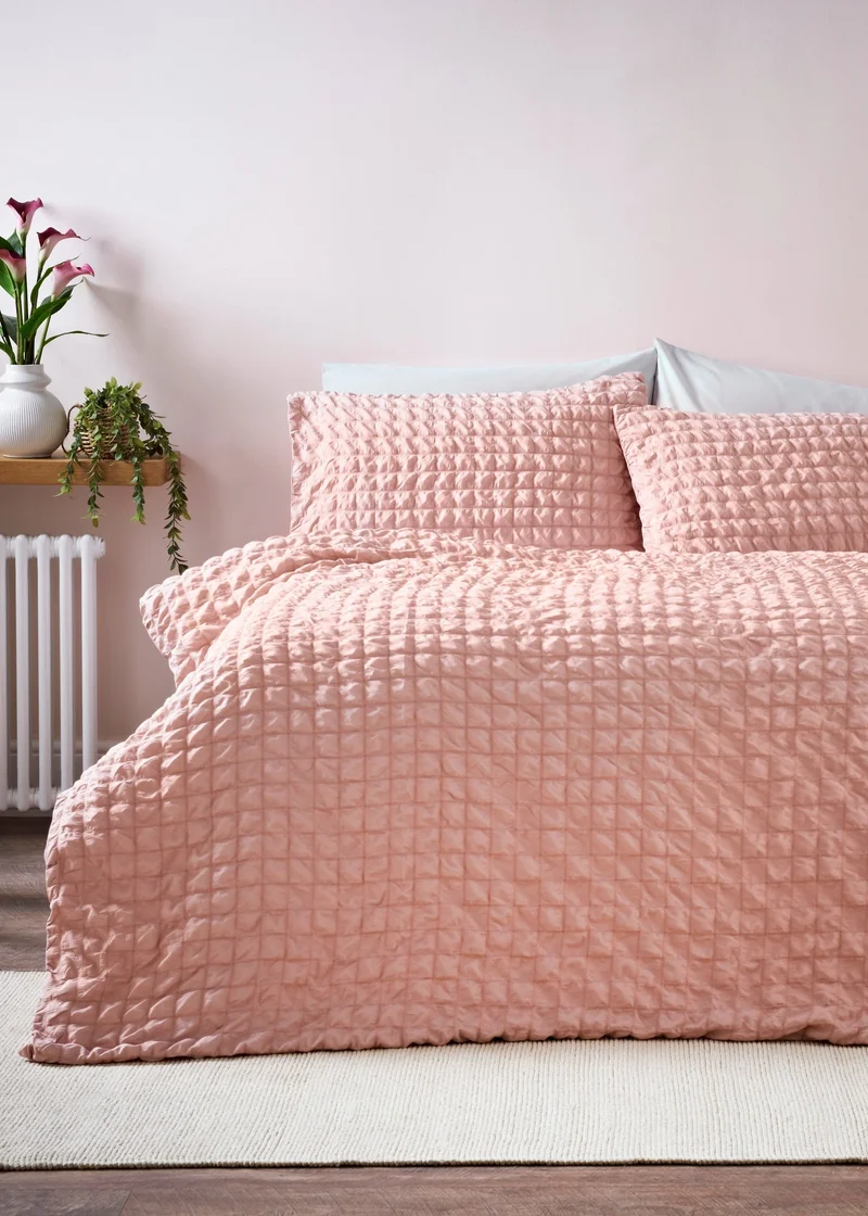 Matalan Pink Seersucker Duvet Set