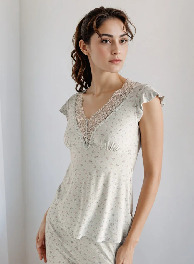 سبلاش فيڤ طقم بيجامة بتفاصيل دانتيل بلوزة وبنطلون