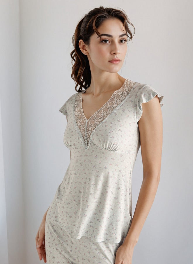 سبلاش فيڤ طقم بيجامة بتفاصيل دانتيل بلوزة وبنطلون - Image 2