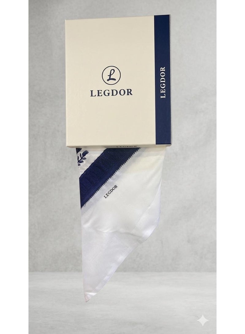 Embroidered men's ghutra