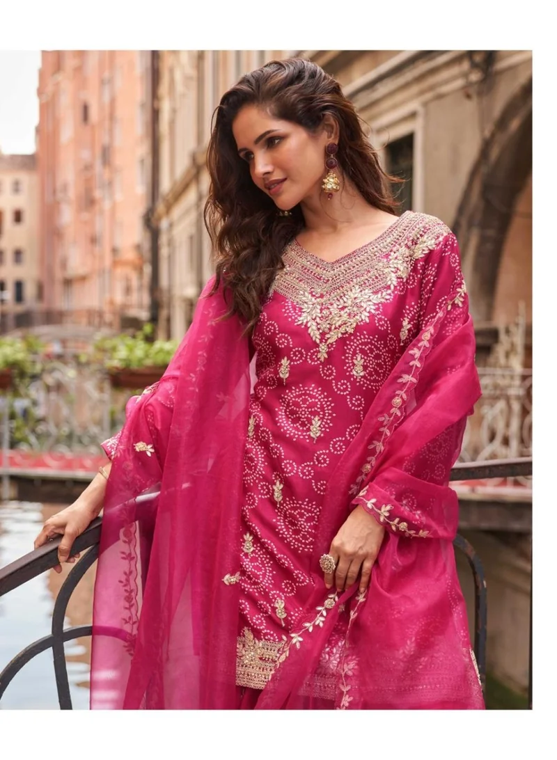 أميا Chinon Silk Embellished Suit Collection Party wedding wear