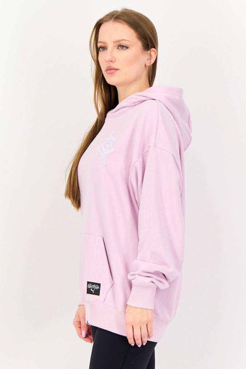 PUMA هودي رياضي نسائي من بومّا x صوفيا تشانغ بأكمام طويلة مناسب للخارج، وردي - Image 2