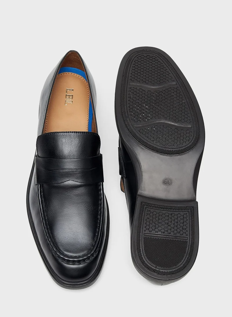 ال بي ال من شو اكسبرس Pointed Toe Slip Ons