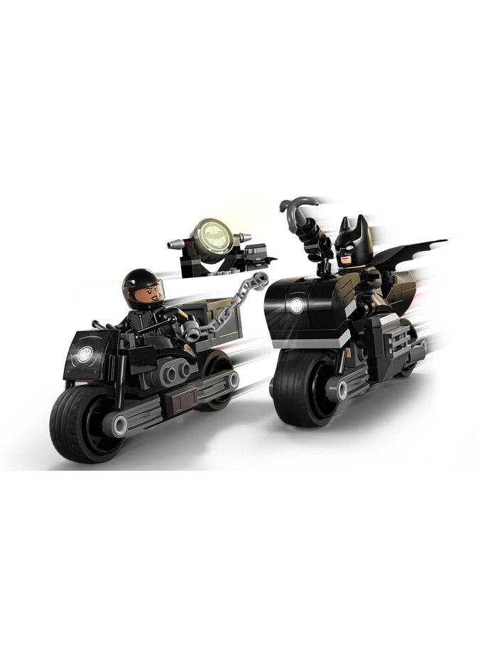 LEGO Batman & Selina Kyle Motorcycle Pursuit Set 76179 - Image 3