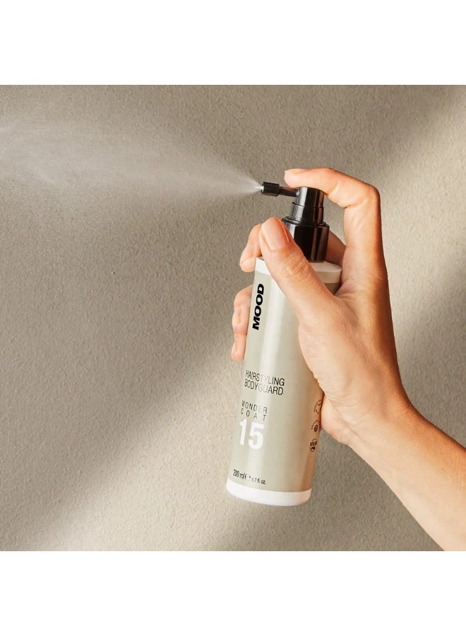 MOOD - WONDER COAT 15 Achieve an instant mirror-like shine with our rainproof, moisture-proof protective spray for irresistibly glossy hair - Image 2