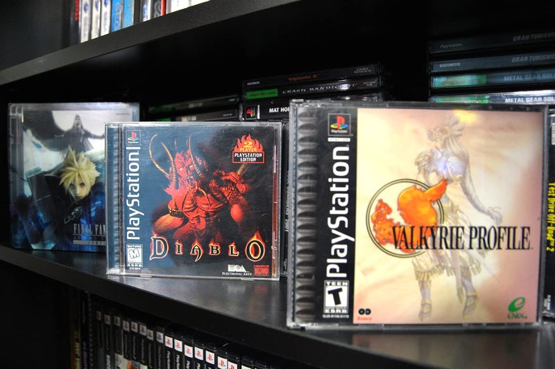 EVORETRO Game Box Protector Compatible with CD Jewel Games, PS1 Games Clear Case - 0.35MM Bulk retail bags Game Storage Case - Retro gaming console partner for retro game system collection (pack of 25) - Image 2