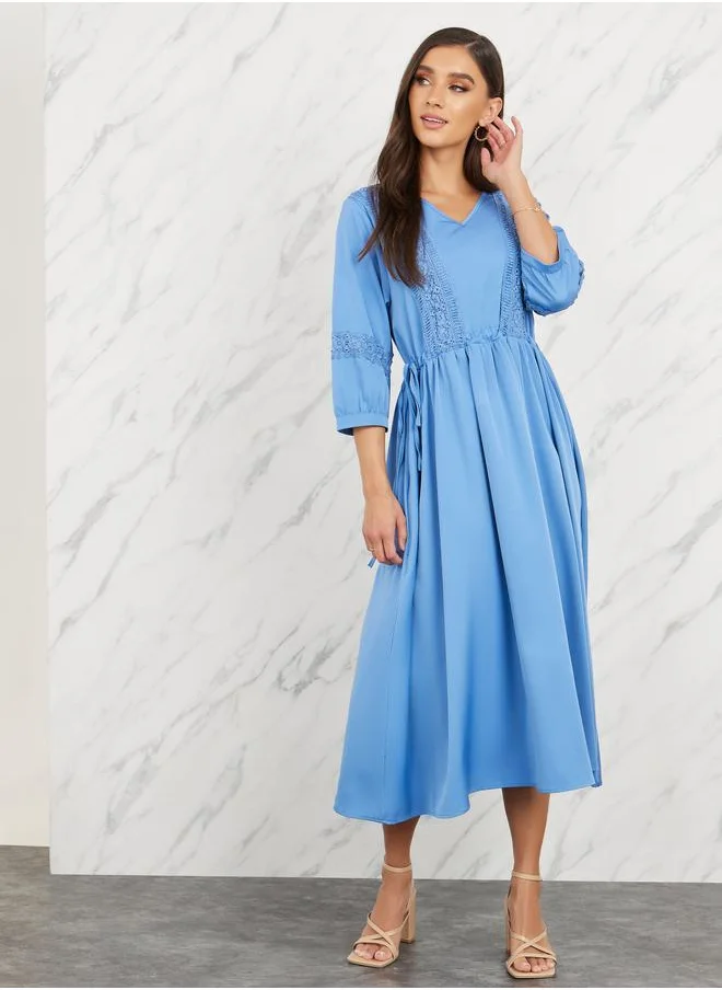 ستايلي Lace Detail V Neck A-Line Midi Dress