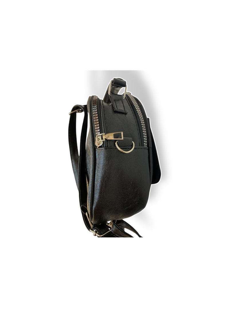 2-in-1 Crossbody and Backpack Black Bag with a Practical Design for Daily Use  - Image 3