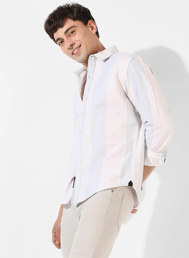 Campus Sutra Men's White And Blue Striped Regular Fit Casual Shirt