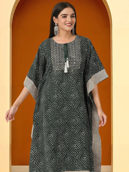 ISHIN  Women'S Green 100% Cotton Embellished Kaftan Full Length Pleat Front Straight Fit Kurta Set for Women | Best Price UAE
