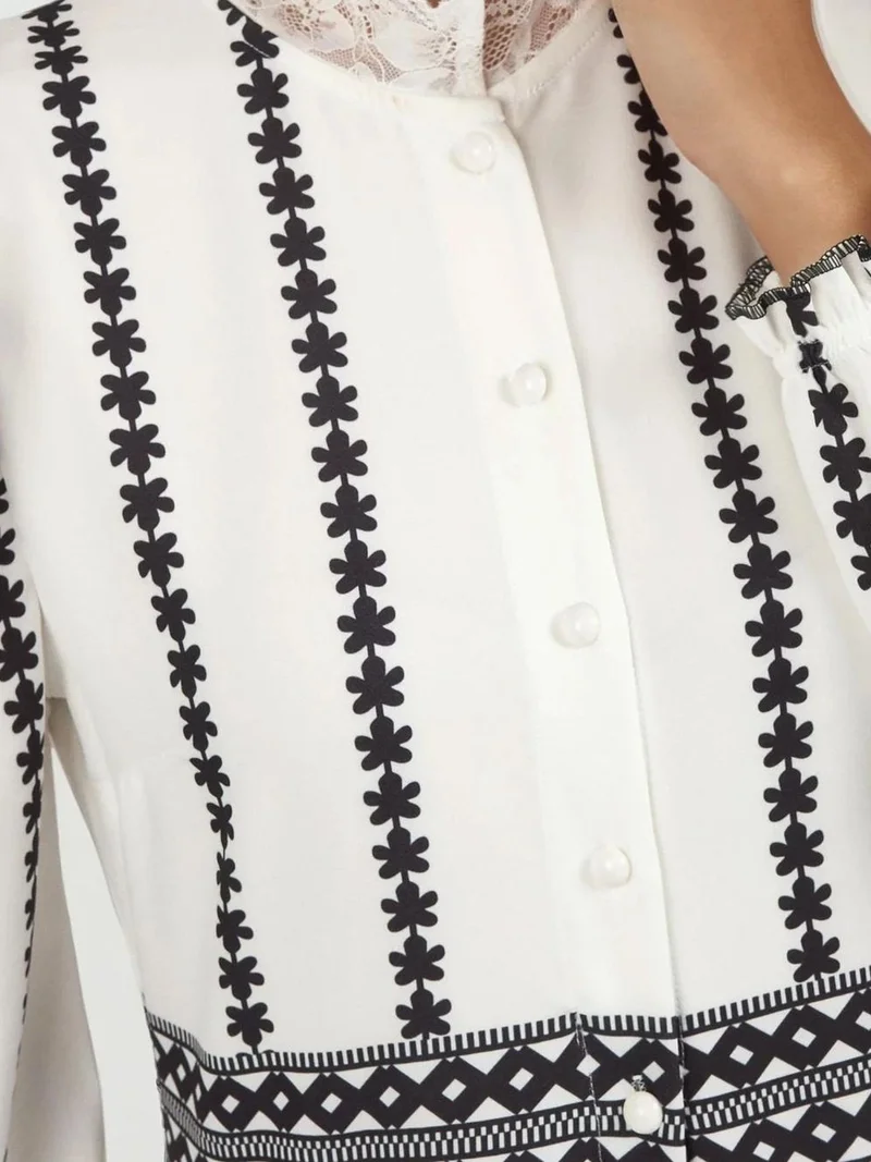 زوبعة فستان ماكسي مزهر بياقة