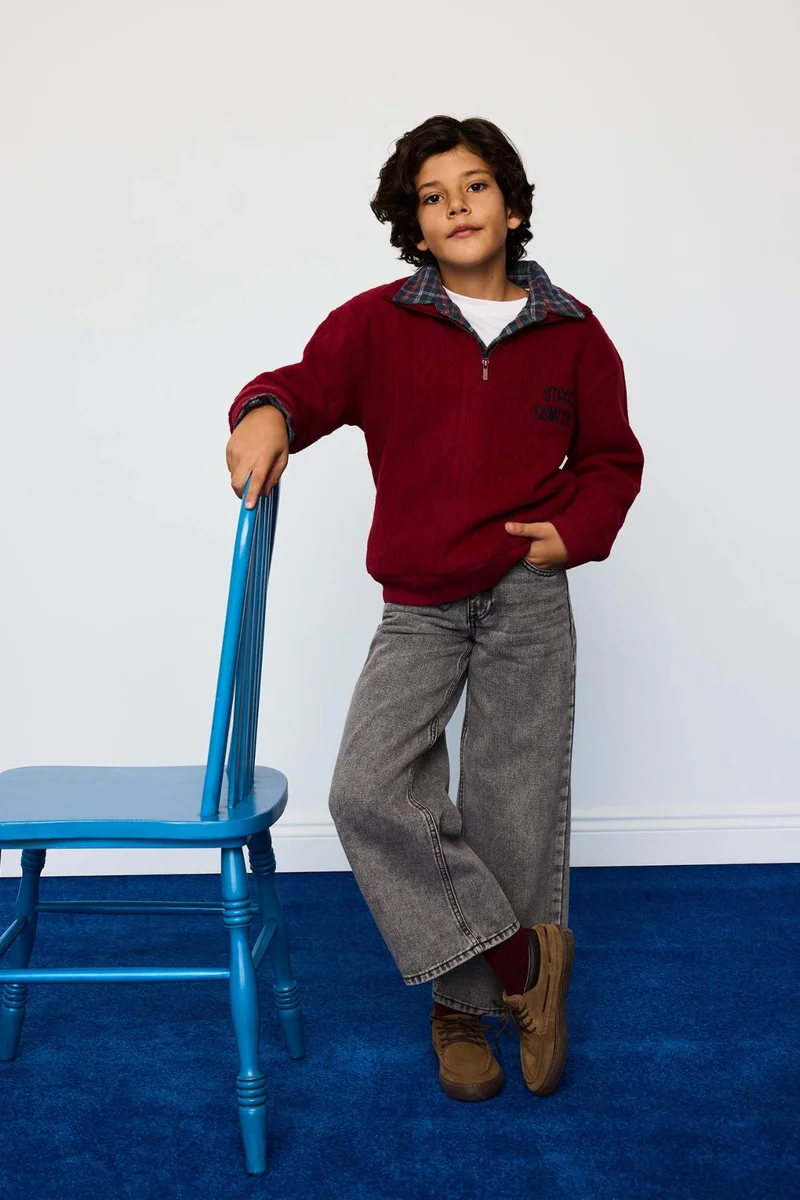 ديفاكتو Boy Oversize Half Zip Printed Jacquard Sweatshirt