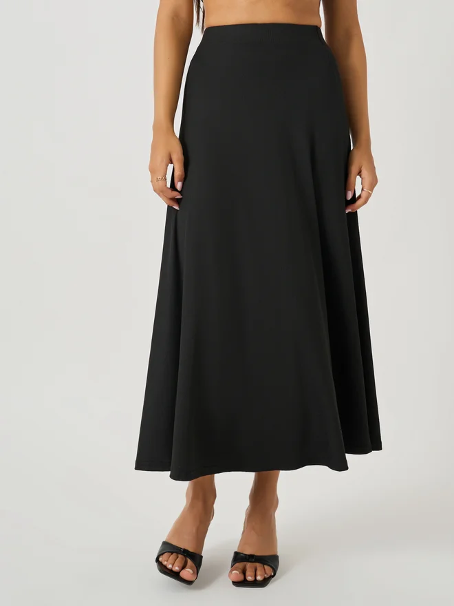 Styli Styli Ribbed Short Sleeve Fitted Top and A-Line Skirt Co-Ords