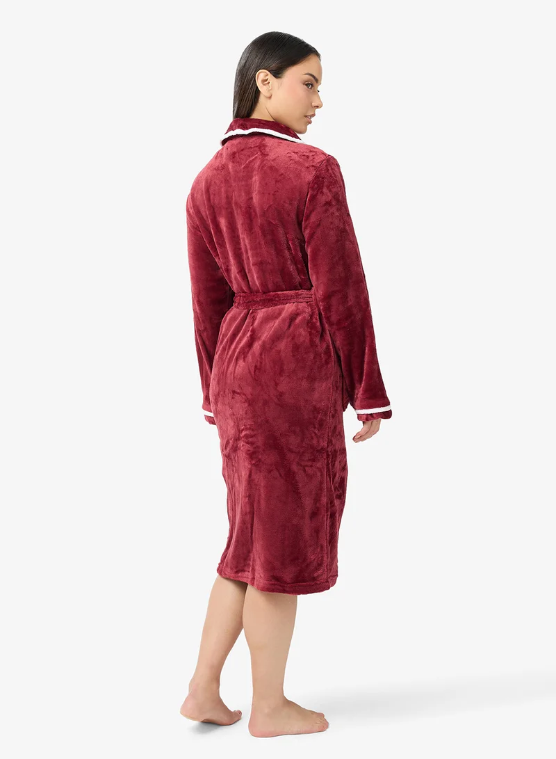 جينجر Plush Robe with Contrast Trim