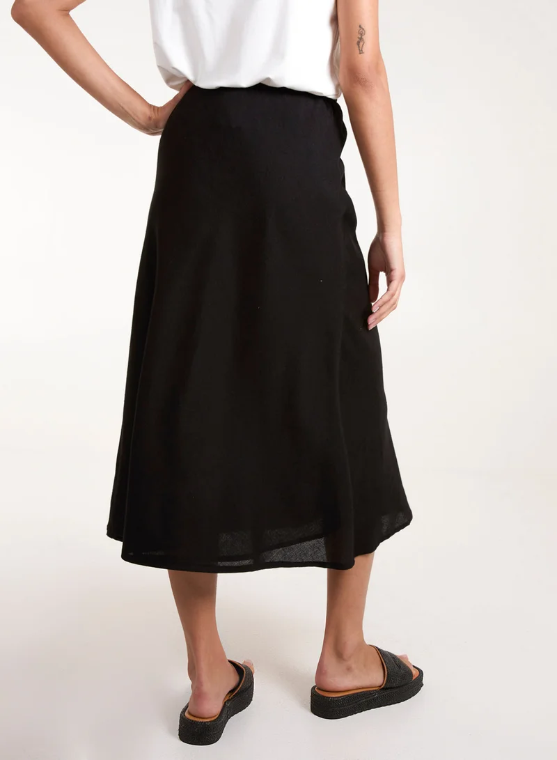 بلو فانيلا Bias Cut Midi Skirt