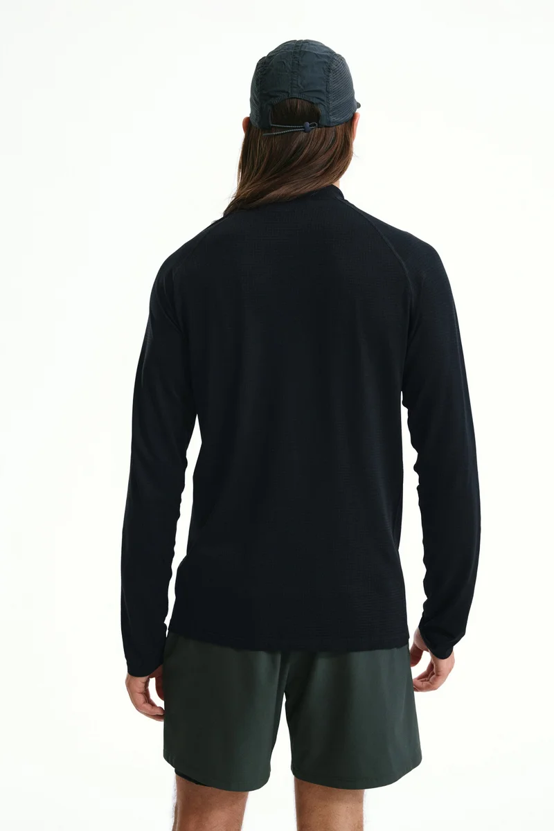 H&M  Muscle Fit Zip top sports top with DryMove™ for Men | Best Price UAE