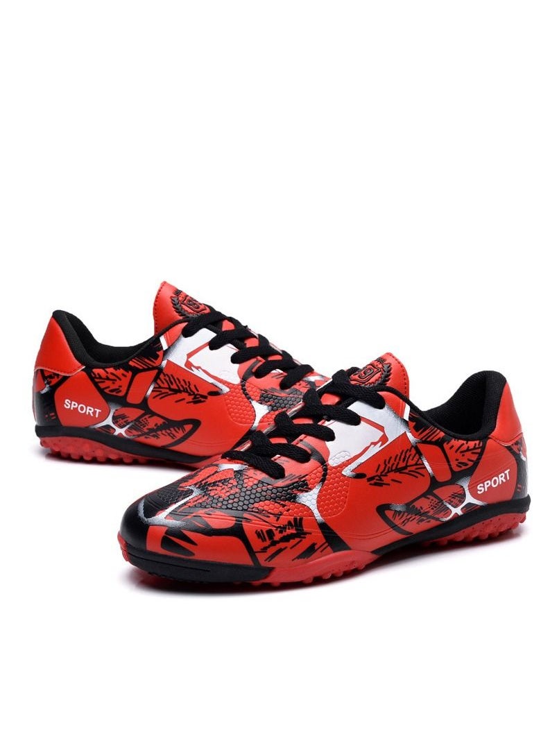 Generic Low cut lace up cleat football sneakers  - Image 1