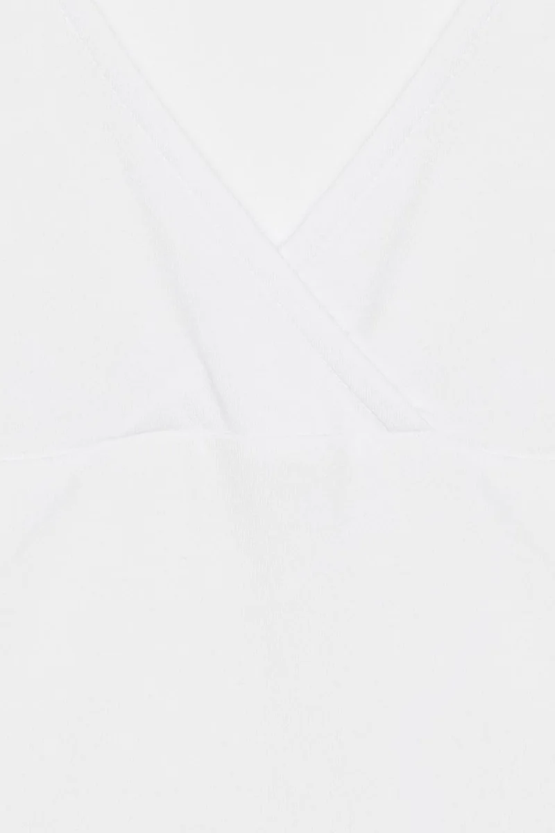 Dilvin White DILVIN Fitted V-Neck Short-Sleeve T-Shirt for Women | Best Price UAE