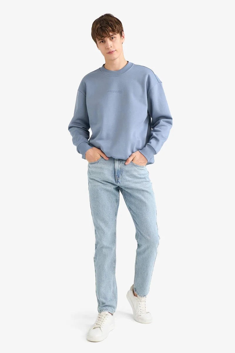 ديفاكتو Boxy Fit Crew Neck Soft Inside Printed Sweatshirt