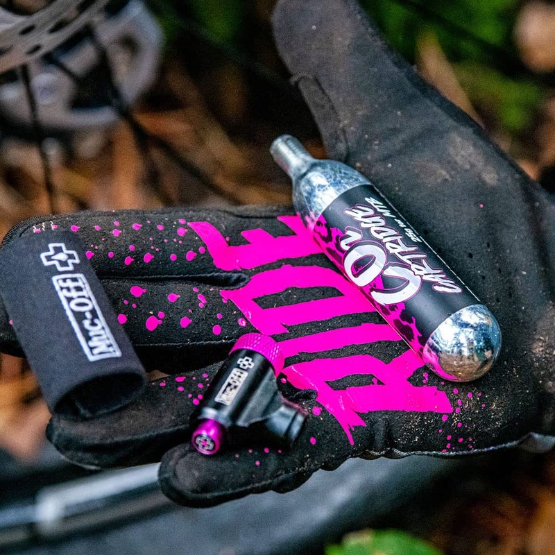 Muc Off Muc-Off CO2 Inflator Kit, MTB - Presta and Shrader Compatible CO2 Bike Pump - Bike Tire Inflator with CO2 Cartridges for Mountain Bikes - Image 2