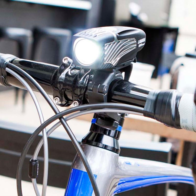 NiteRider نظام إضاءة الدراجة الأمامية NiteRider Lumina 1000 Boost مع نظام إضاءة الدراجة الخلفية Sabre 110 - حزمة مدمجة - مصباح LED قابل لإعادة الشحن عبر USB ومقاوم للماء للدراجات الجبلية والطرق والمدن والسلامة في التنقل - Image 5