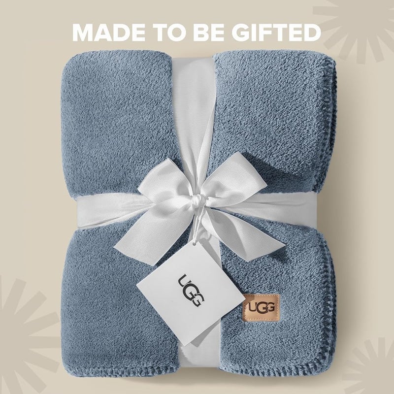 أوغ UGG - Whitecap – بطانية فرو ناعمة للأريكة أو السرير – ديكور منزلي مريح ودافئ – بطانية ناعمة وفاخرة لغرفة المعيشة أو النوم - مقاس 50” x 70” – تصميم سماوي ليلي - Image 4