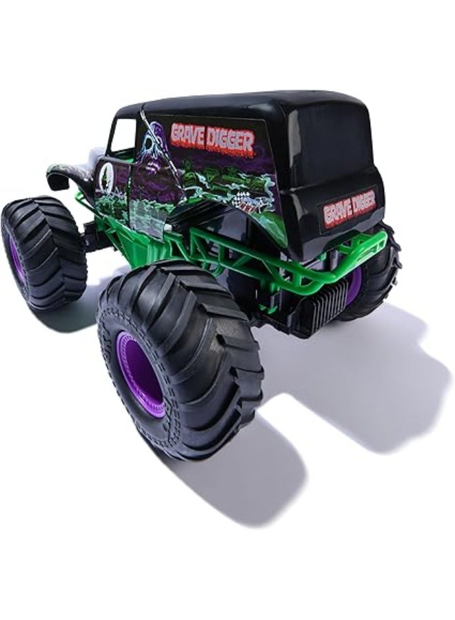 Monster Jam Smash & Bash Grave Digger RC 1:15 Scale 6072500 - Image 3