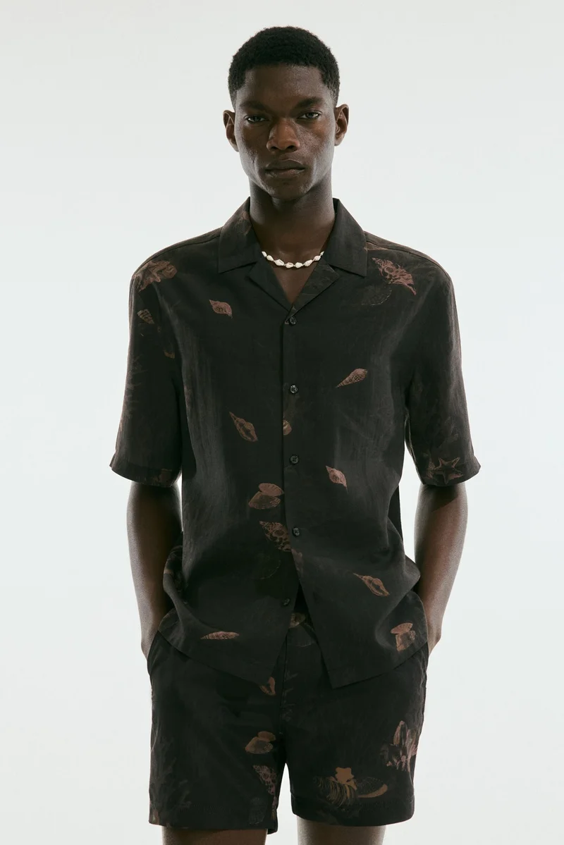 اتش اند ام شورت سباحة منقوش