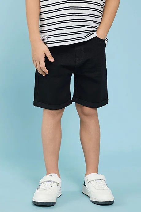 R&B Solid Denim Shorts With Button Closure
