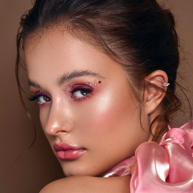 Armaf Beaute Face Makeup What A Glow Highlighter Rhodonite, Luminous & Radiant Glow, Silky, Buildable Powder Highlighter With Light Reflecting Pigments, Radiant Shine For All Skin Tones - Image 2
