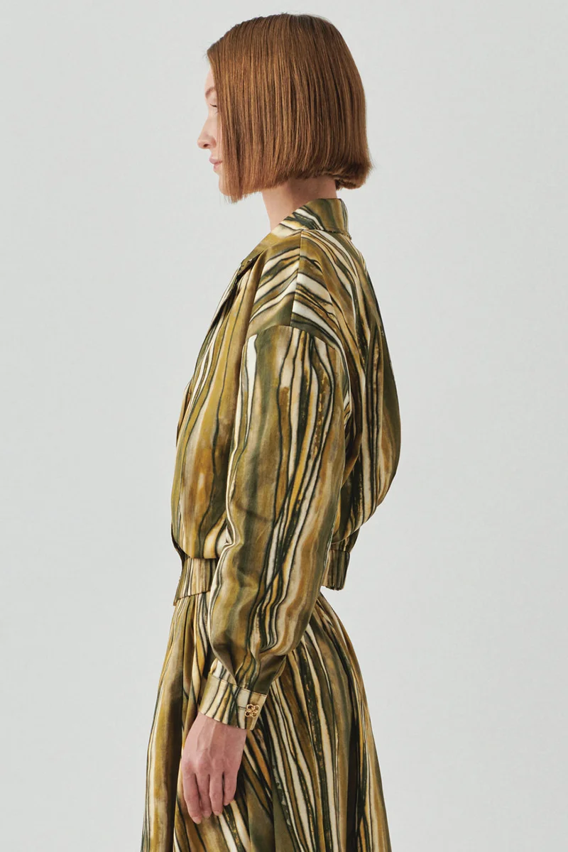 EXQUISE Patterned Long-Sleeved Regular Jacket with Gold Buttons