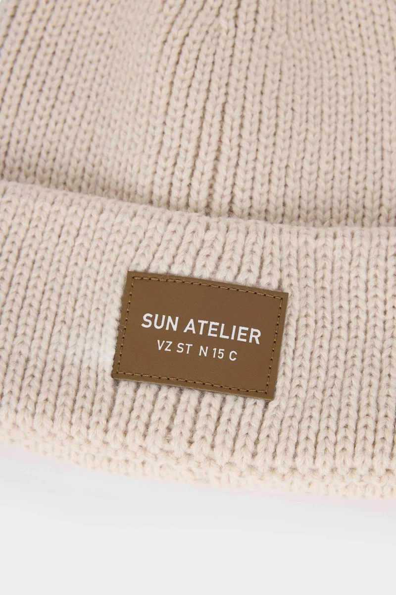 ديفاكتو Man Beret
