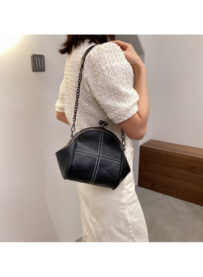 Women's PU Leather Shoulder Bag, Ladies Large Capacity Chain Crossbody Bag Sling Bag Side Bag Carry Bag, Daily Commuter/Banquet/Party/Campus Handbag Tote Bags Clutch Bag Satchel Bag for Girls/Students  - Image 2