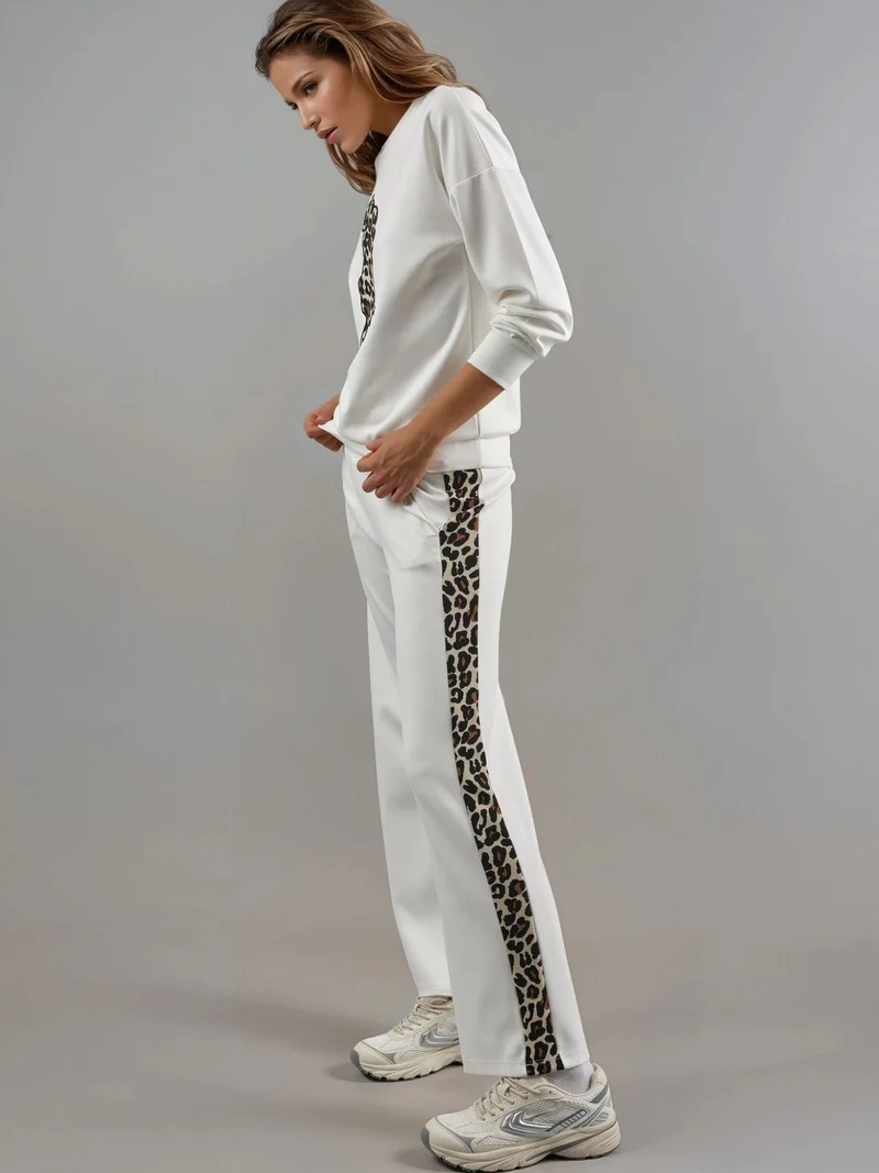 زوبعة طقم قطعتين بنقشة الفهد من مودال تاتش مجموعة بيرسان