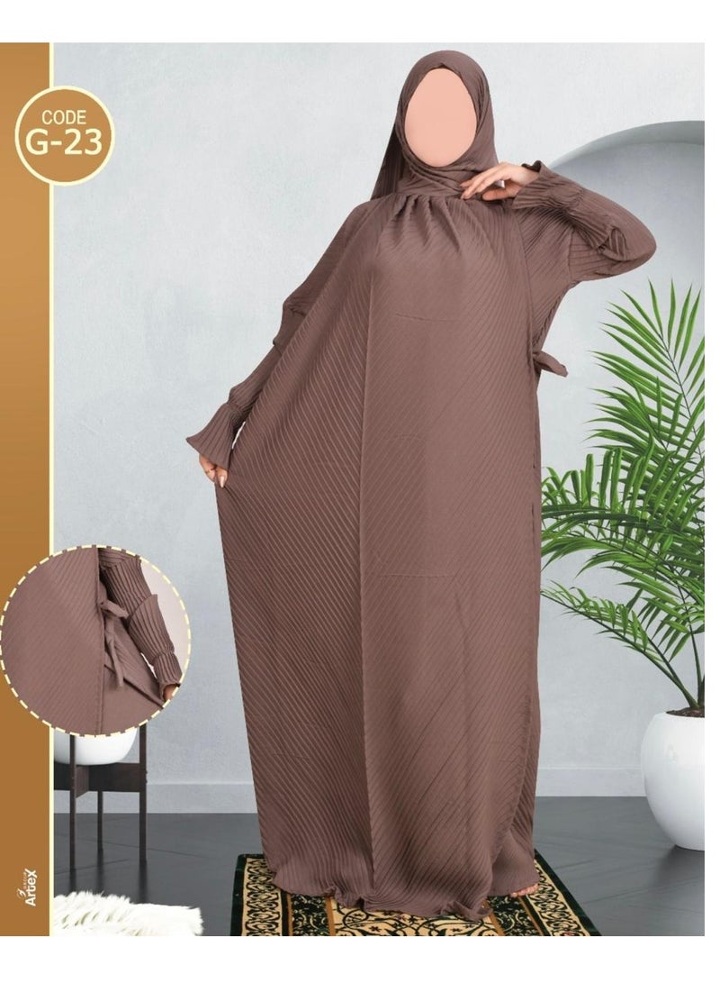 شراشف صلاة ناعم ومريح للغاية مكون من قطعه واحدة يتضمن طرحه ويغطي الجسم بالكامل بمقاس موحد وواسع مناسب  لجميع الاجسام