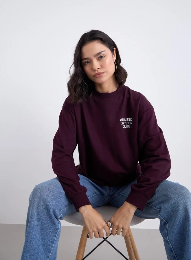 Styli Styli Women Slogan Print Regular Fit Sweatshirt
