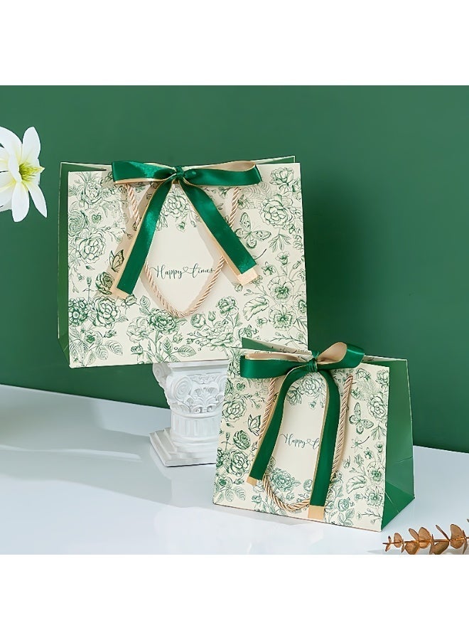 سيسلي أكياس هدايا ورقية طقم 3 قطع مزخرفة بمقاسات كبيرة ومتوسطة وصغيرة مناسبة للحفلات وأعياد الميلاد والمناسبات الخاصة - Image 2