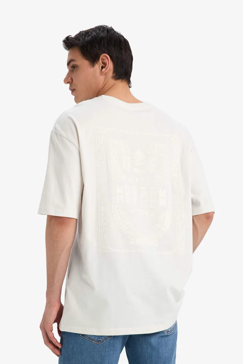 ديفاكتو Cotton Oversize Fit Crew Neck Back Printed T-Shirt