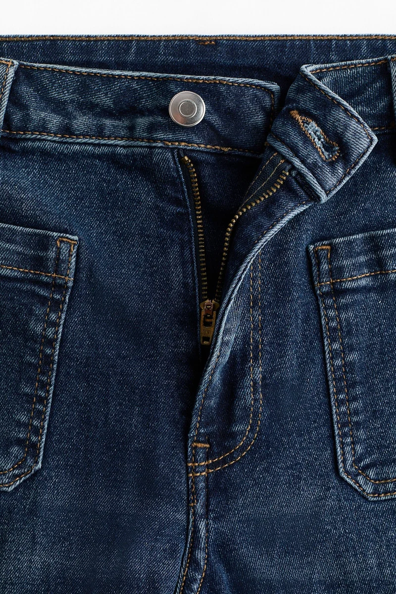 اتش اند ام جينز بخصر عالي وقصّة واسعة