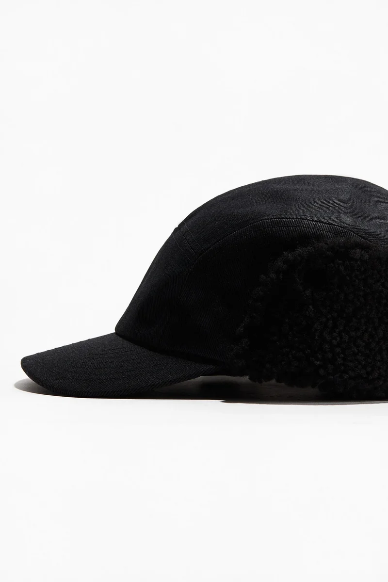 اتش اند ام قبعة مع أغطية للأذن