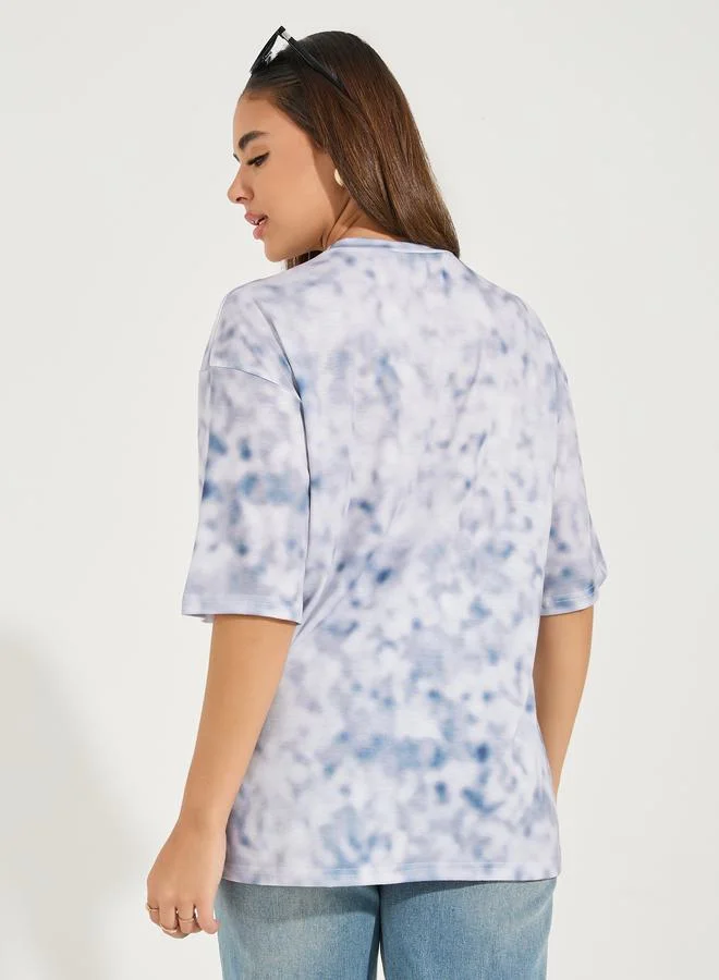 Styli Oversized Acid Wash Patch Detail T-Shirt with Dropped Shoulder