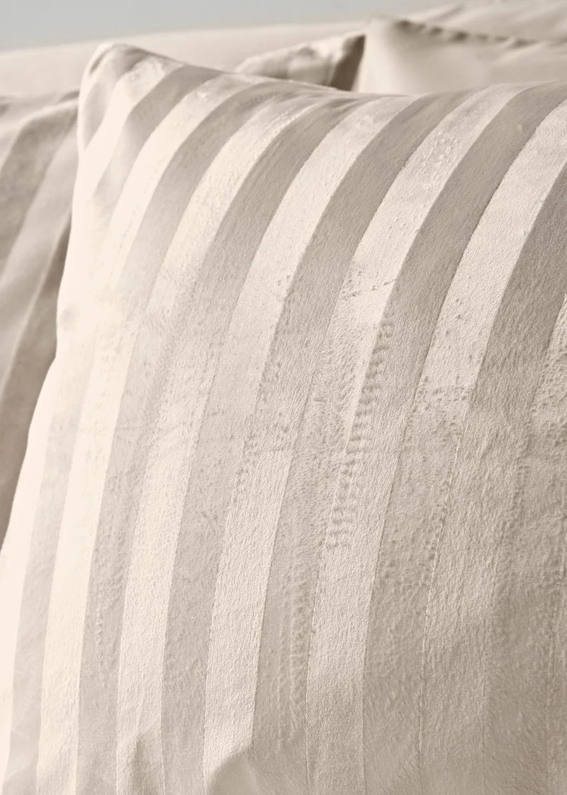 ماتلان Beige Velvet Stripe Duvet Set