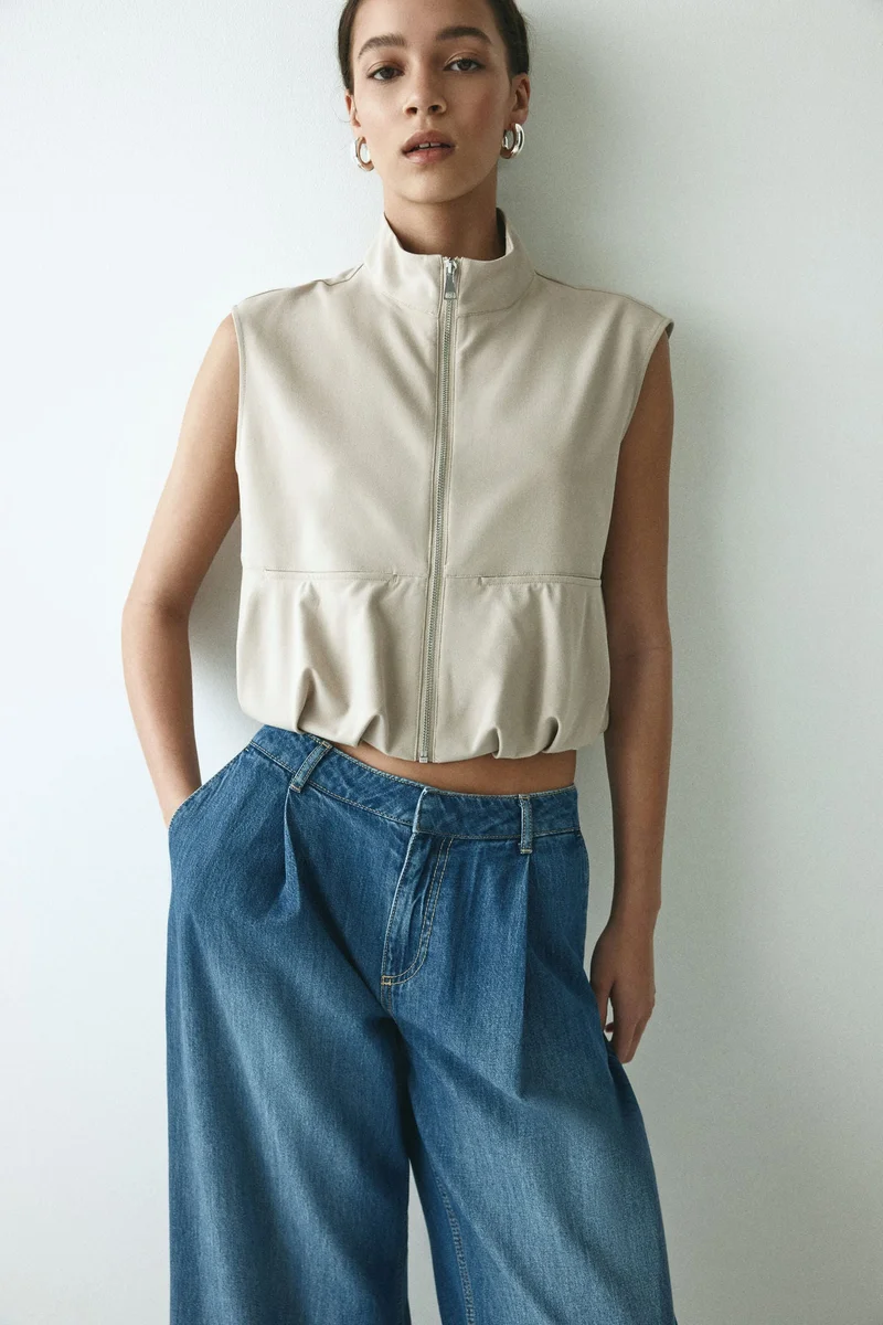 اتش اند ام جينز بقصّة واسعة وخصر عادي