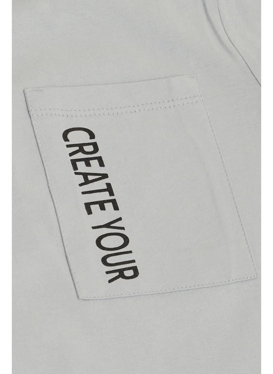 بريز Boy's T-Shirt with Pockets and Text Printing, Age 6-12, Light Gray